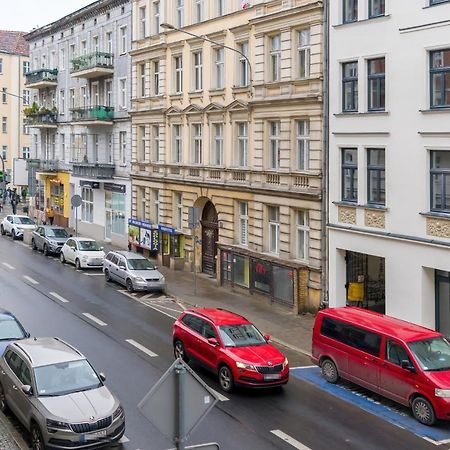 Central Apartments Garbary By Noclegi Renters Poznan Exterior foto