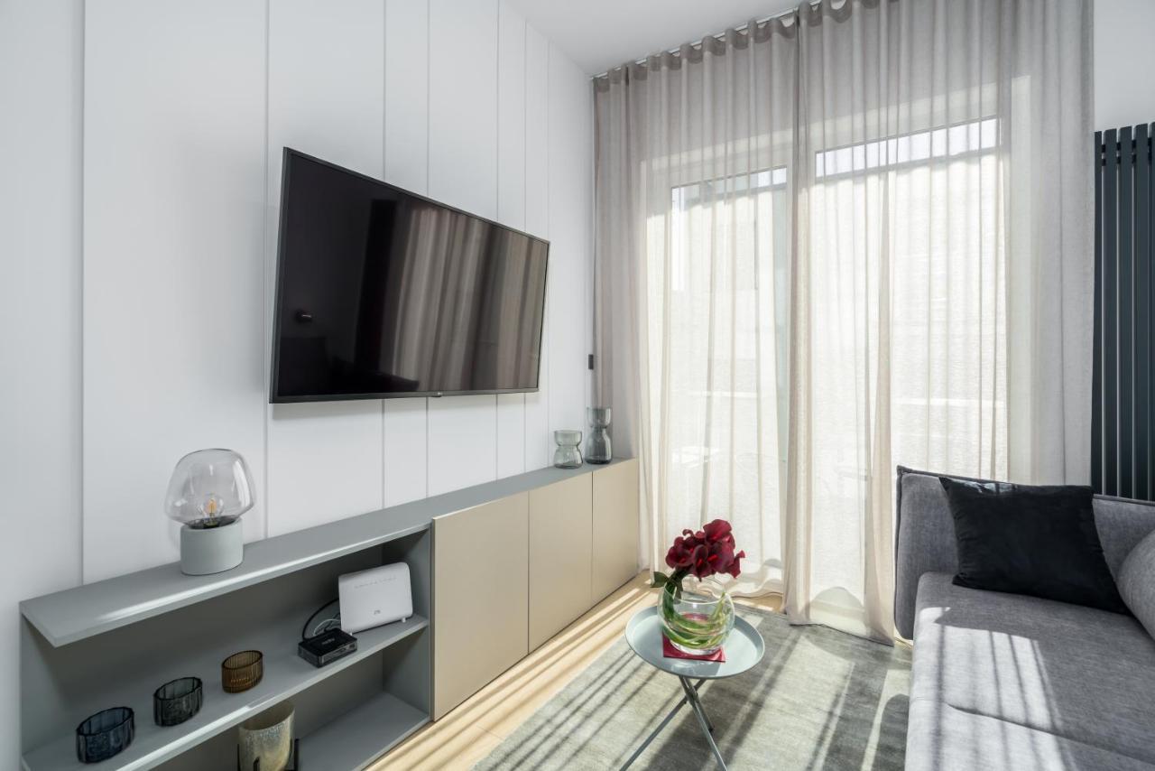 Central Apartments Garbary By Noclegi Renters Poznan Exterior foto